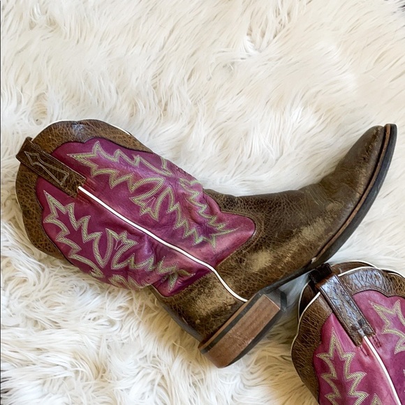 SOLD Men’s Leather Ariat Boots - Picture 3 of 6